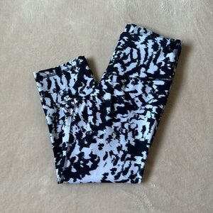 Old Navy Capri Workout Leggings